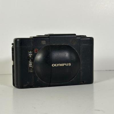 LOT 109L: Vintage Point & Shoot Cameras - Olympus XA, BerkeyKeystone XR76 & Canon AS-6