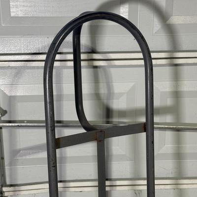 LOT 113G: Milwaukee Hand Truck model 60607