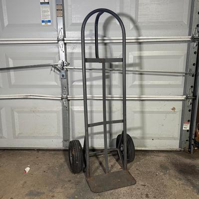 LOT 113G: Milwaukee Hand Truck model 60607