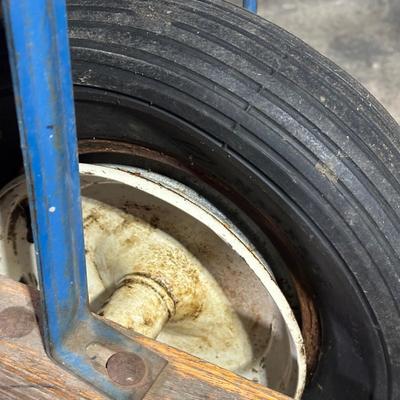 LOT 114G: Jackson Wheelbarrow