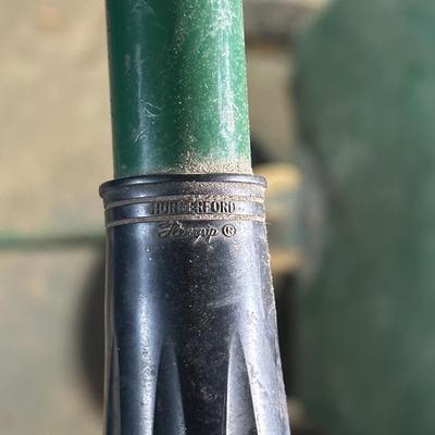 LOT 115G: Gardening Tool Essentials, Scotts Spreader & More