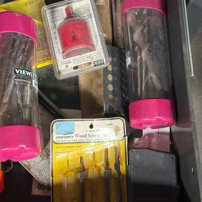 LOT 118G: Craftsman 5 Drawer Work Bench w/ All Tools & Contents Included