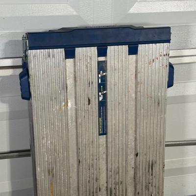 LOT 148G: Werner Adjustable & Linking Pro Platform