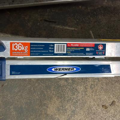 LOT 148G: Werner Adjustable & Linking Pro Platform