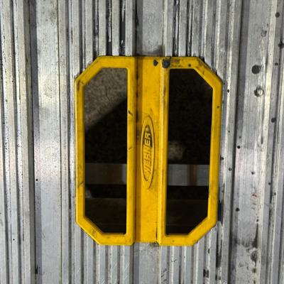 LOT 148G: Werner Adjustable & Linking Pro Platform