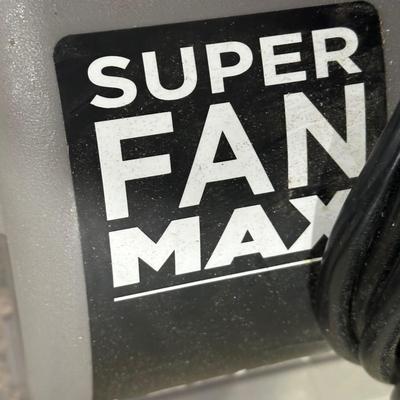 LOT 149G: Shop Vac w/ Cartridge Filters & Super Fan Max SF-20-G