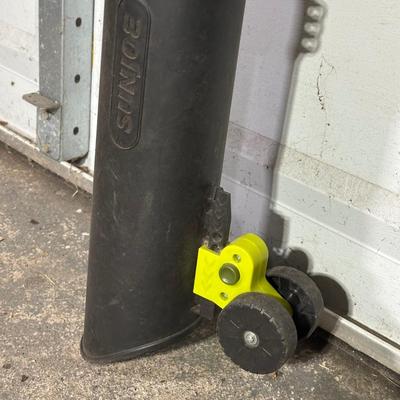 LOT 150G: SunJoe Electric Blower/Vac, Black & Decker 22” Hedge Hog & Worx WG170