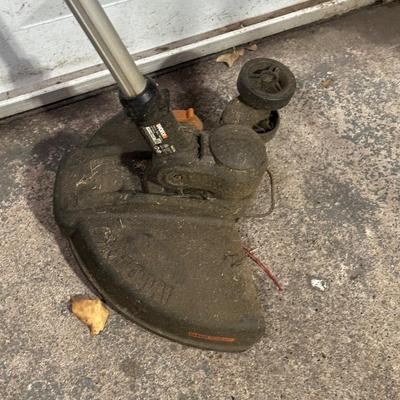 LOT 150G: SunJoe Electric Blower/Vac, Black & Decker 22” Hedge Hog & Worx WG170