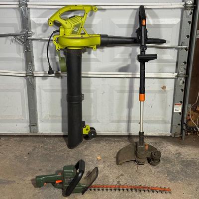 LOT 150G: SunJoe Electric Blower/Vac, Black & Decker 22” Hedge Hog & Worx WG170