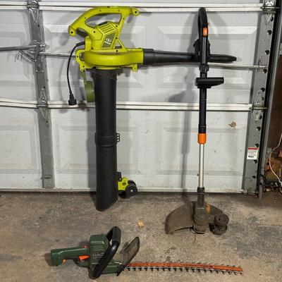LOT 150G: SunJoe Electric Blower/Vac, Black & Decker 22” Hedge Hog & Worx WG170