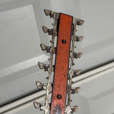 LOT 150G: SunJoe Electric Blower/Vac, Black & Decker 22” Hedge Hog & Worx WG170