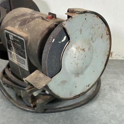 LOT 154G: Craftsman Power Tools & Battery Charger - Bench Grinder, Belt Sander & Auto Scroller Saw