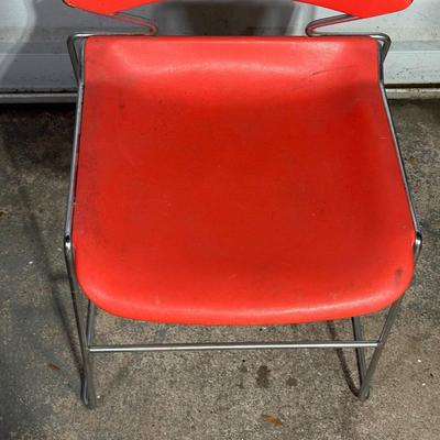 LOT 157G: Vintage Mid Century Modern Matrix Krueger Stackable Chairs Set Of 14