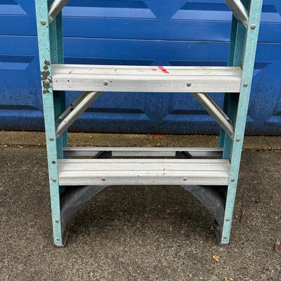 LOT 159G: Werner 8’ Metal Ladder