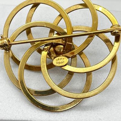 LOT 170J: 14K Yellow Gold and Pearl Pin/Brooch Signed Carl Art - 7.4 GTW