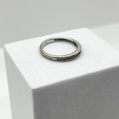 LOT 175J: 18K White Gold Channel Set Diamond Band - Size 7 - 1.7 GTW