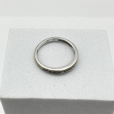 LOT 175J: 18K White Gold Channel Set Diamond Band - Size 7 - 1.7 GTW