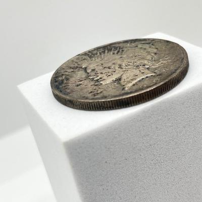 LOT 176J: 1922 Silver Peace Dollar