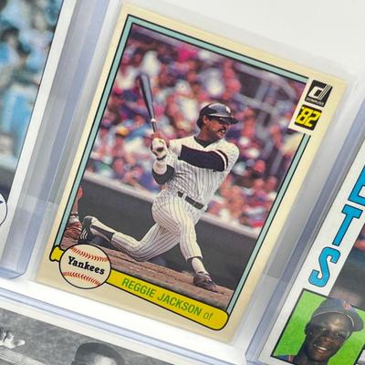 LOT 185J: 1980s Baseball Cards - Bo Jackson, Kirby Puckett, Roger Clemens, Daryl Strawberry Rookie Cards and More