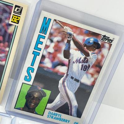 LOT 185J: 1980s Baseball Cards - Bo Jackson, Kirby Puckett, Roger Clemens, Daryl Strawberry Rookie Cards and More