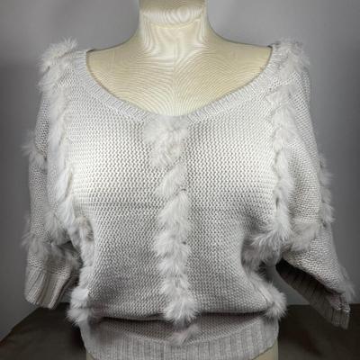 Vertigo beige fur trimmed sweater New! Large