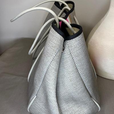 Large Neoprene Tote Handbag New!