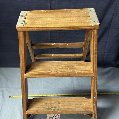 2’ Step Ladder