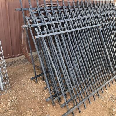 Lot 424 metal fencing (aluminium)