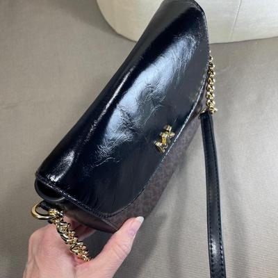 Michael Kors Crossbody Handbag