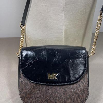 Michael Kors Crossbody Handbag