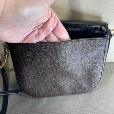 Michael Kors Crossbody Handbag
