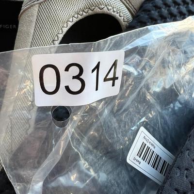 Women’s Casual Shoe Lot 9.5, 10, 11 - Sperry, Puma, Converse