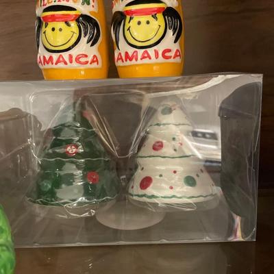 Elephant, frog S&P shakers and more