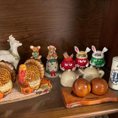 M&M, Turkeys S&P shakers and more