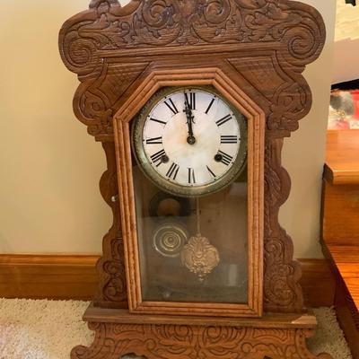 Vintage Waterbury Clock with broken glass front