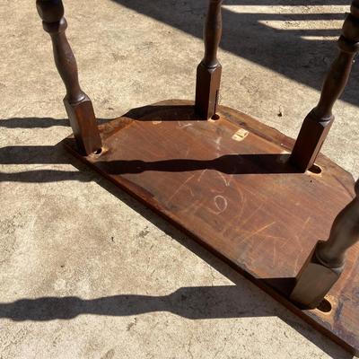 Entry Table with Small Wooden Chair (LR-BM)