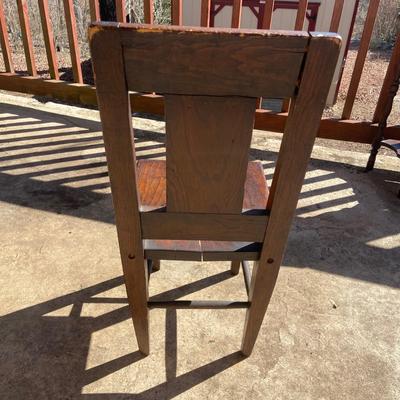 Entry Table with Small Wooden Chair (LR-BM)