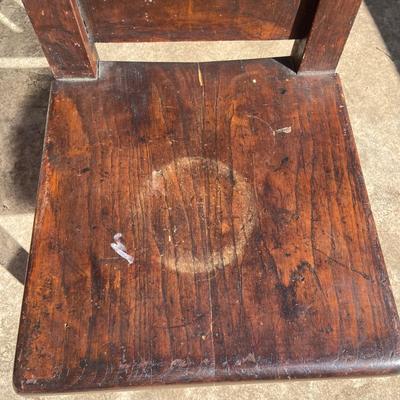 Entry Table with Small Wooden Chair (LR-BM)