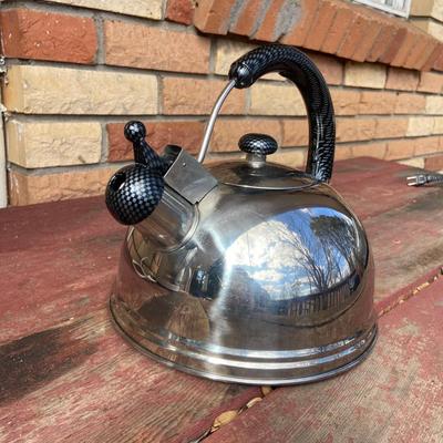 Kitchen Essentials (LR-BM)