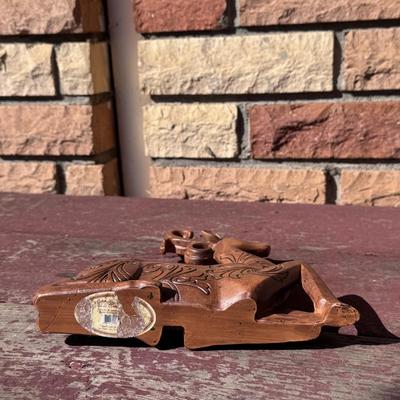 Rustic Wooden Ottoman and Woodland Knick-Knacks (LR-DZ)