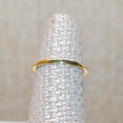 Size 5 Delicate Half Infinity Style Ring with Tiny Clear Stones on a Gold Tone Band (1.2g)