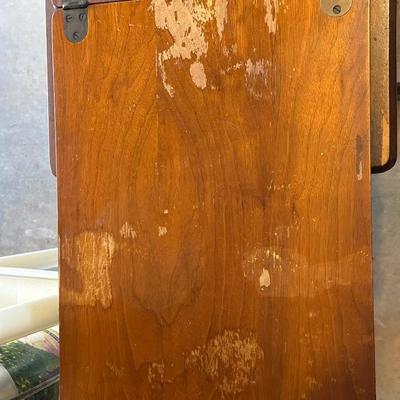 Antique Singer Sewing Cabinet with Sewing Machine, Button Holder and Thread!