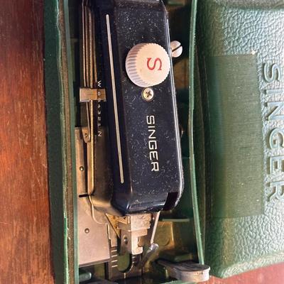 Antique Singer Sewing Cabinet with Sewing Machine, Button Holder and Thread!