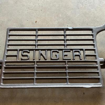 Antique Singer Sewing Cabinet with Sewing Machine, Button Holder and Thread!