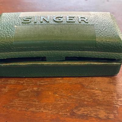 Antique Singer Sewing Cabinet with Sewing Machine, Button Holder and Thread!