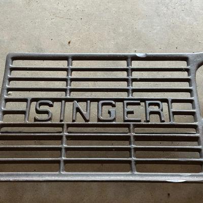 Antique Singer Sewing Cabinet with Sewing Machine, Button Holder and Thread!