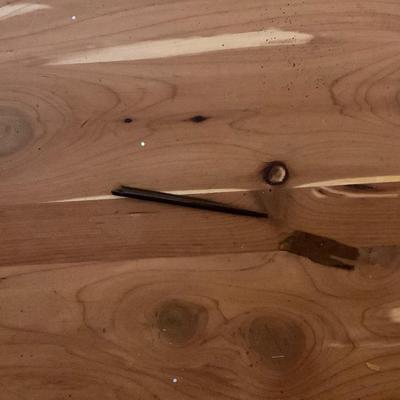 Vintage Queen Anne style Cedar Chest. 19 x 32 x 45