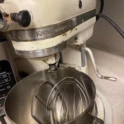 Vintage Kitchen Aid mixer and hand mixer