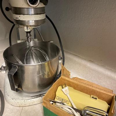 Vintage Kitchen Aid mixer and hand mixer