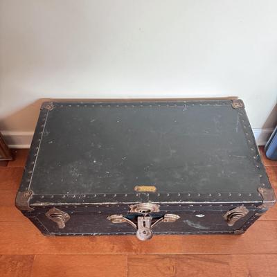 Antique Trunk by the National Vulcanized Fibre Company (LR-DZ)